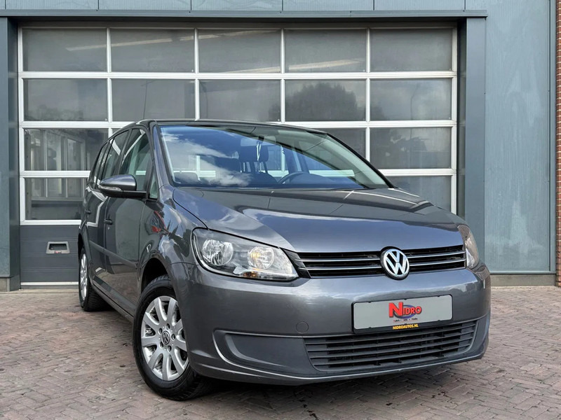 Volkswagen Touran 1.2 TSI 105pk 7 Pers LMV export - سيارة: صور 1 Volkswagen Touran 1.2 TSI 105pk 7 Pers LMV export - سيارة: صور 1