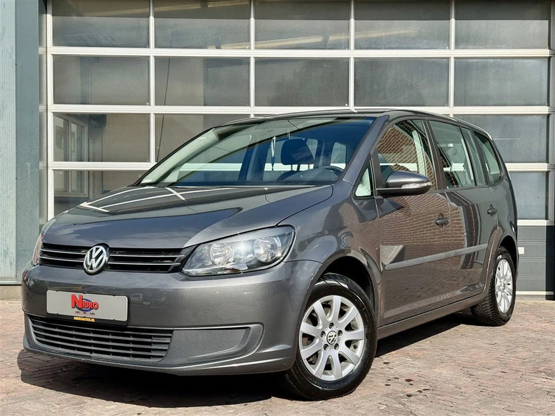 Volkswagen Touran 1.2 TSI 105pk 7 Pers LMV export - سيارة: صور 2 Volkswagen Touran 1.2 TSI 105pk 7 Pers LMV export - سيارة: صور 2