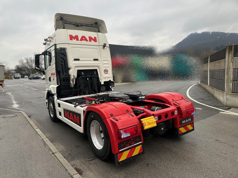 MAN TGS 18.520 Intarder Hydraulika ALU - شاحنة جرار: صور 3 MAN TGS 18.520 Intarder Hydraulika ALU - شاحنة جرار: صور 3