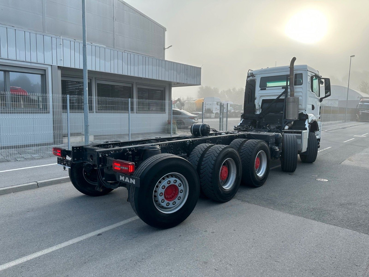 MAN TGS 50.510 10X4-6 BL CH - الشاسيه شاحنة: صور 5 MAN TGS 50.510 10X4-6 BL CH - الشاسيه شاحنة: صور 5