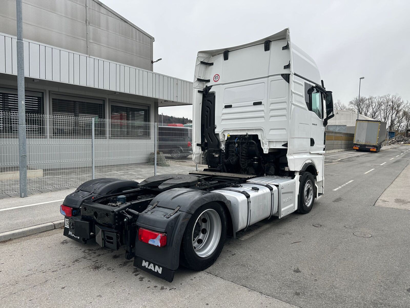 MAN TGX 18.470 4X2 LL SA MEGA - شاحنة جرار: صور 4 MAN TGX 18.470 4X2 LL SA MEGA - شاحنة جرار: صور 4