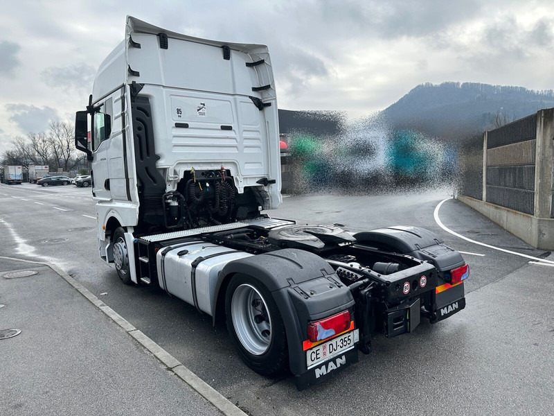 MAN TGX 18.510 4X2 LL SA Intarder Klima ACC - شاحنة جرار: صور 4 MAN TGX 18.510 4X2 LL SA Intarder Klima ACC - شاحنة جرار: صور 4