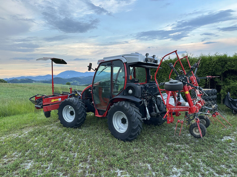 Reform Mounty 100 - جرار: صور 1 Reform Mounty 100 - جرار: صور 1