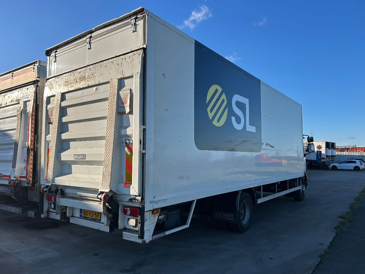 DAF LF 55 LF55-180 8.20mtr Box Turbo defect - بصندوق مغلق شاحنة: صور 2 DAF LF 55 LF55-180 8.20mtr Box Turbo defect - بصندوق مغلق شاحنة: صور 2