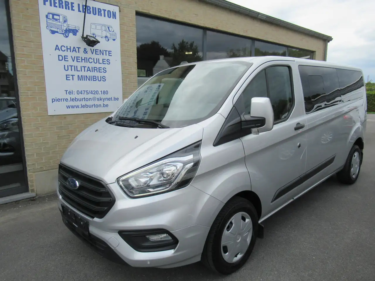 Ford Transit Custom 2.0 TDCi L2H1 Ambiente 23900€+TVA/BTW - ميكروباص: صور 1 Ford Transit Custom 2.0 TDCi L2H1 Ambiente 23900€+TVA/BTW - ميكروباص: صور 1