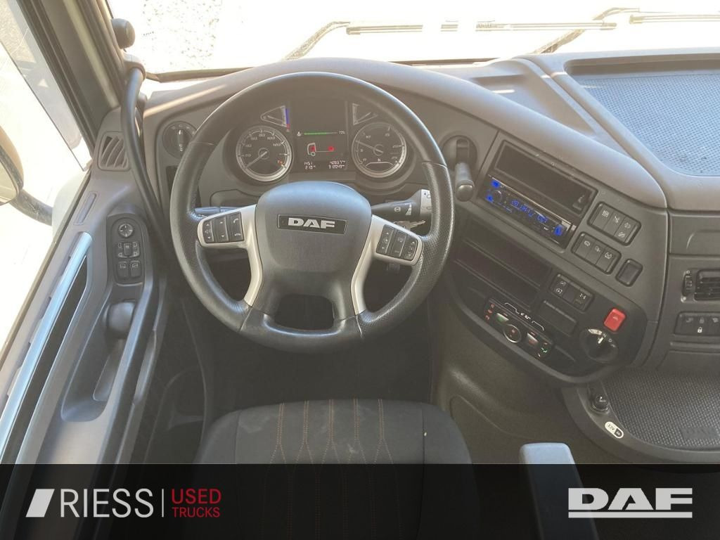DAF XF 480 FT XF 480 FT SSC Intarder Standklima DAF XF 480 FT SSC Intarder Standklima SpurH LED - شاحنة جرار: صور 5 DAF XF 480 FT XF 480 FT SSC Intarder Standklima DAF XF 480 FT SSC Intarder Standklima SpurH LED - شاحنة جرار: صور 5