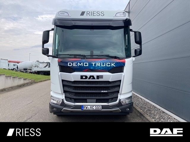 DAF XF 530 FT PXP Alcoa LED Intarder Hydraulik 4x4 - شاحنة جرار: صور 2 DAF XF 530 FT PXP Alcoa LED Intarder Hydraulik 4x4 - شاحنة جرار: صور 2
