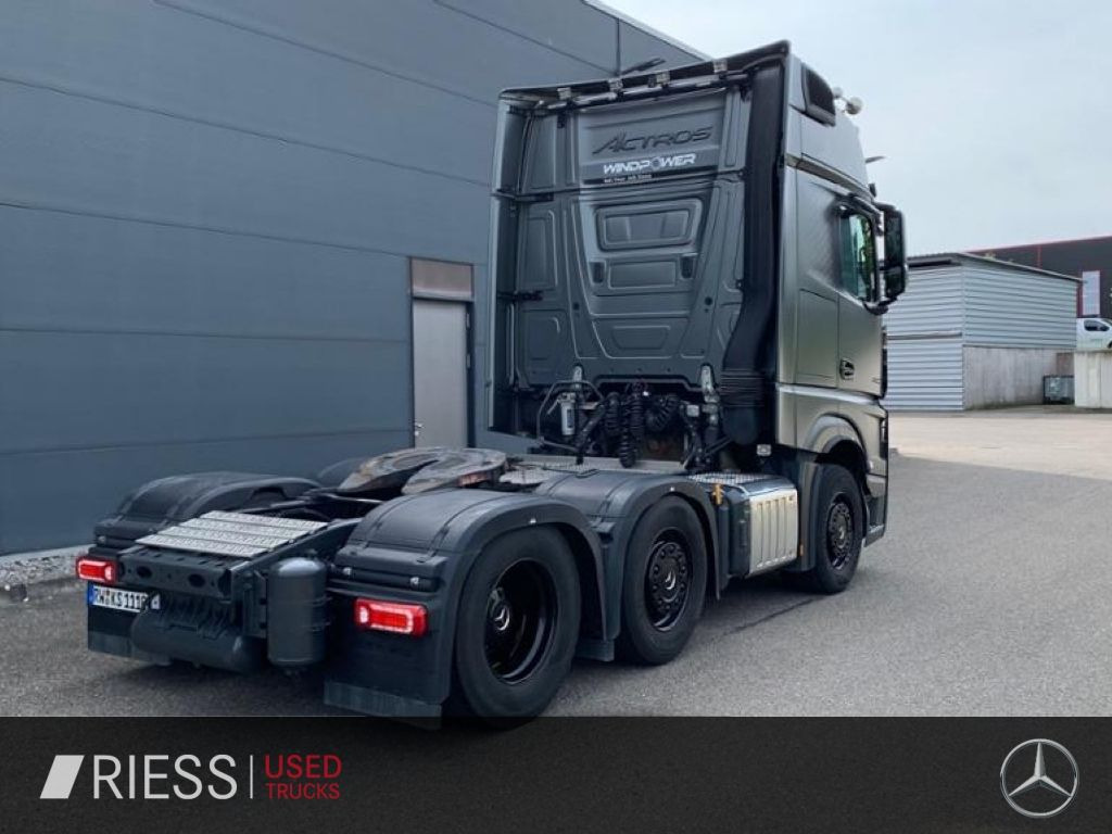 Mercedes-Benz Actros Edition 2 BiXenon KlimaA Navi Massage - شاحنة جرار: صور 3 Mercedes-Benz Actros Edition 2 BiXenon KlimaA Navi Massage - شاحنة جرار: صور 3