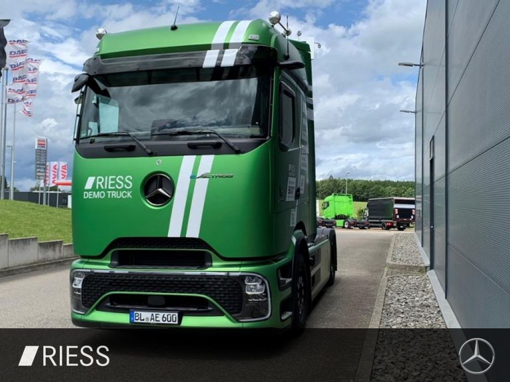 Mercedes-Benz eActros 600 LS + - شاحنة جرار: صور 4 Mercedes-Benz eActros 600 LS + - شاحنة جرار: صور 4