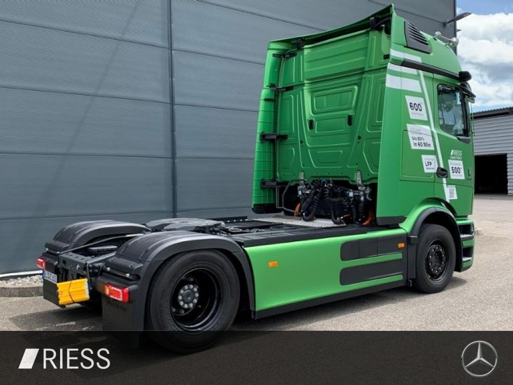 Mercedes-Benz eActros 600 LS + - شاحنة جرار: صور 2 Mercedes-Benz eActros 600 LS + - شاحنة جرار: صور 2