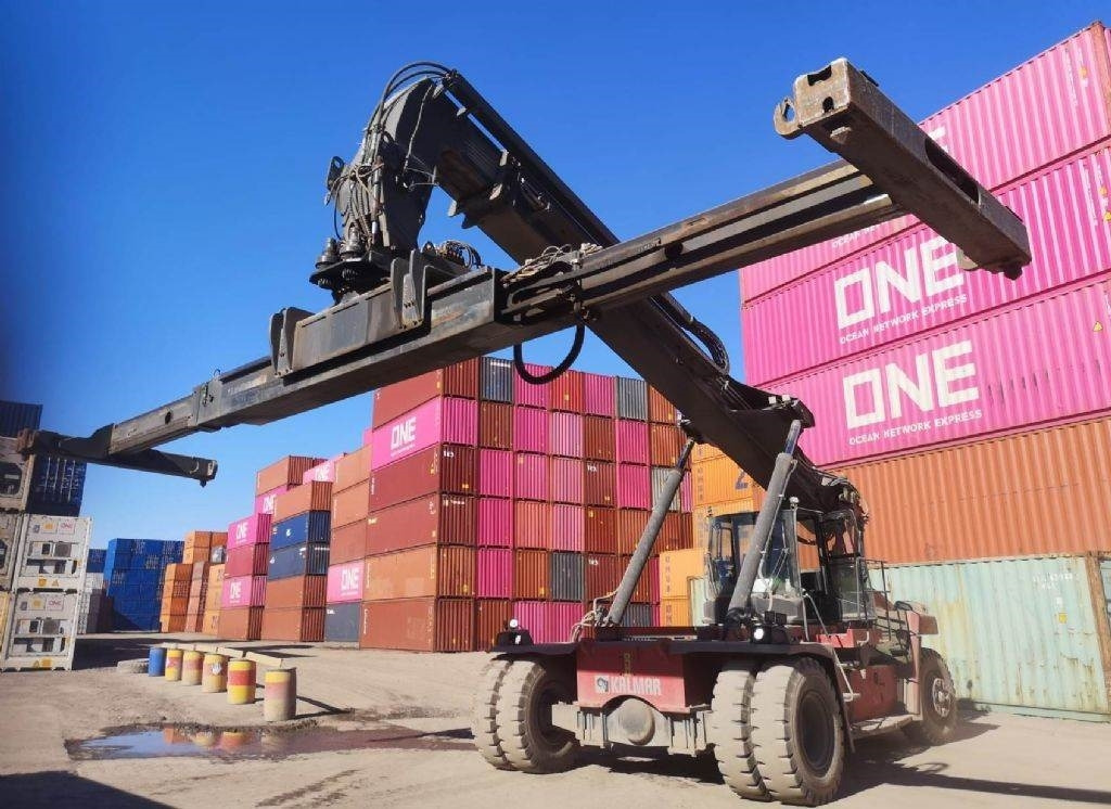 Kalmar DRG100-54S6 - رافعات حاويات: صور 1 Kalmar DRG100-54S6 - رافعات حاويات: صور 1