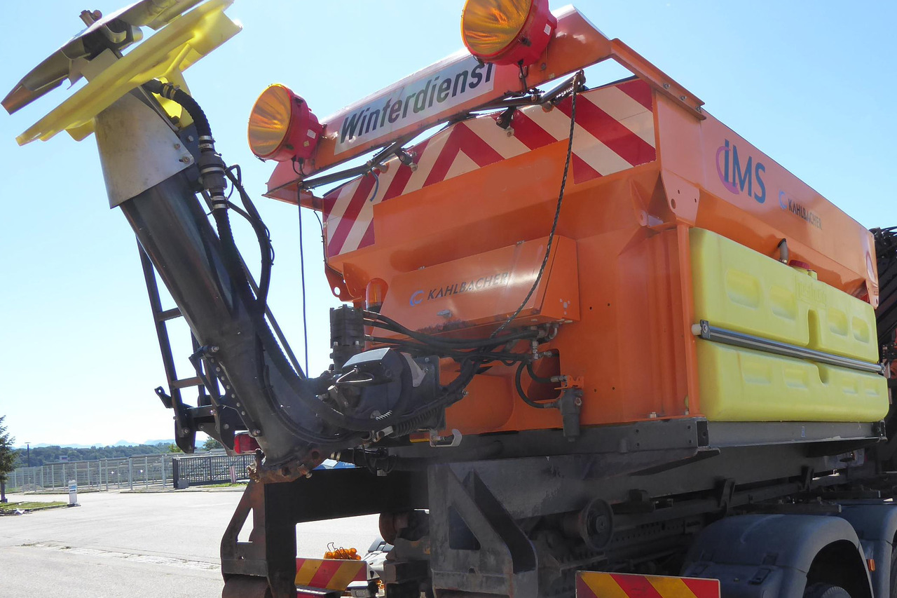 KÜPPER-WEISSSER/GMEINER/BUCHER Feuchtsalzstreuer Salzstreuer Streuer auf Abrollgestell - الرمال مفرشة - شاحنة ذات الخطاف: صور 2 KÜPPER-WEISSSER/GMEINER/BUCHER Feuchtsalzstreuer Salzstreuer Streuer auf Abrollgestell - الرمال مفرشة - شاحنة ذات الخطاف: صور 2