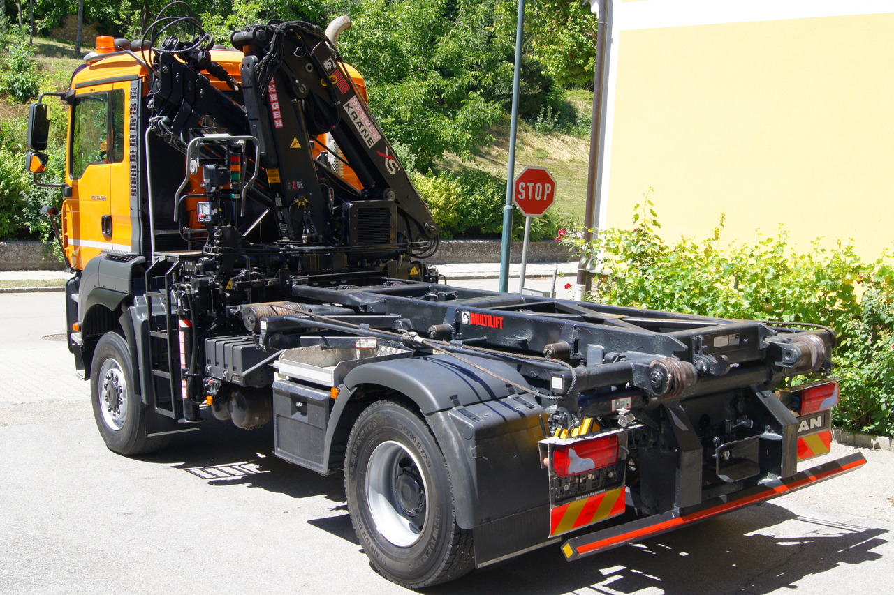 MAN TGA 18.360 BL 4x4/Euro 4/TÜV/HIAB 111/MULTILIFT/Winterdienst - شاحنة ذات الخطاف, شاحنة كرين: صور 4 MAN TGA 18.360 BL 4x4/Euro 4/TÜV/HIAB 111/MULTILIFT/Winterdienst - شاحنة ذات الخطاف, شاحنة كرين: صور 4