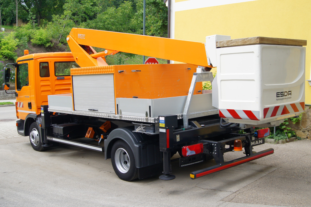 MAN TGL 8.150/TÜV/ESDA 21,5m Hubarbeitsbühne/Steiger/EURO 5 - مصاعد الازدهار محمولة على شاحنة: صور 5 MAN TGL 8.150/TÜV/ESDA 21,5m Hubarbeitsbühne/Steiger/EURO 5 - مصاعد الازدهار محمولة على شاحنة: صور 5