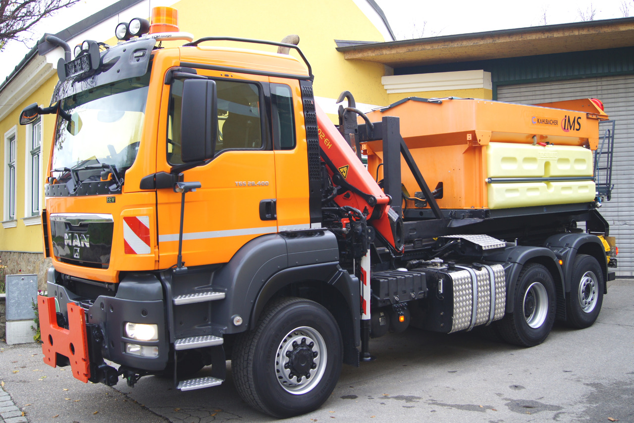 MAN TGS 28.400 BL 6x4-4/TÜV/PK12002/PALIFT/Winterdienst/Salzstreuer/Streuer/Schneepflug - شاحنة كرين: صور 3 MAN TGS 28.400 BL 6x4-4/TÜV/PK12002/PALIFT/Winterdienst/Salzstreuer/Streuer/Schneepflug - شاحنة كرين: صور 3