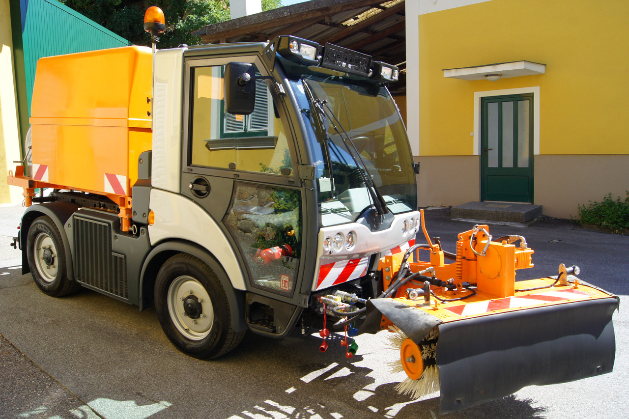 MULTICAR TREMO X56 Carrier CS/4x4/Euro 5/Besen/Wasserfass - سياره كنس شوارع: صور 5 MULTICAR TREMO X56 Carrier CS/4x4/Euro 5/Besen/Wasserfass - سياره كنس شوارع: صور 5