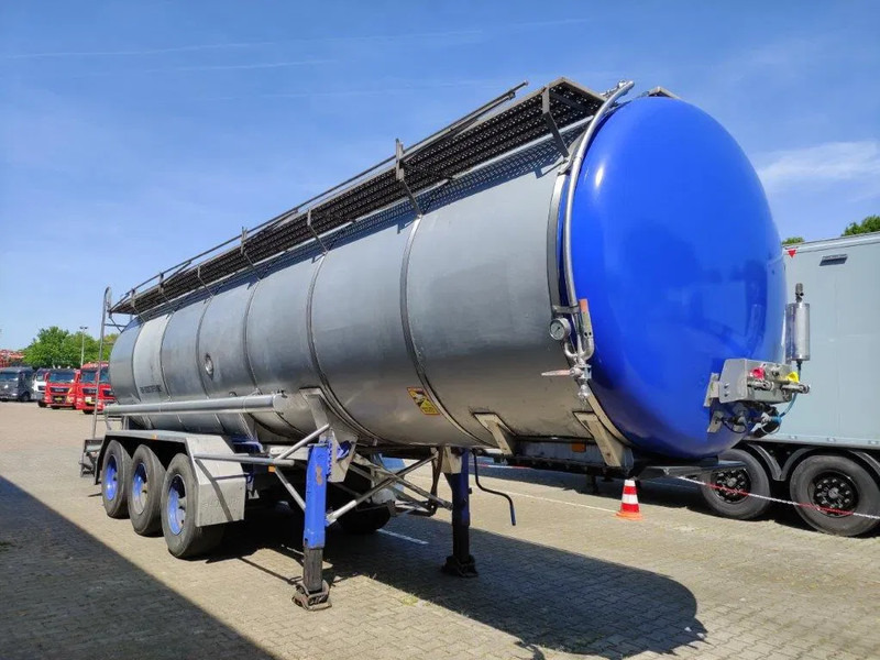 Burg 26165 liter Tankoplegger 1 kamer MET RVS Pomp - نصف مقطورة صهريج: صور 4 Burg 26165 liter Tankoplegger 1 kamer MET RVS Pomp - نصف مقطورة صهريج: صور 4