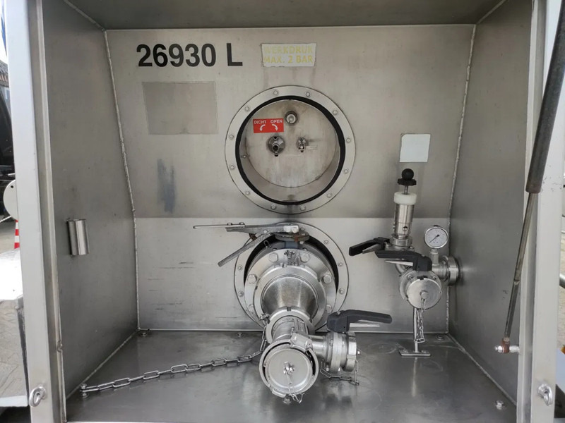 Burg 26930 Liter tankoplegger 1 kamer - نصف مقطورة صهريج: صور 3 Burg 26930 Liter tankoplegger 1 kamer - نصف مقطورة صهريج: صور 3