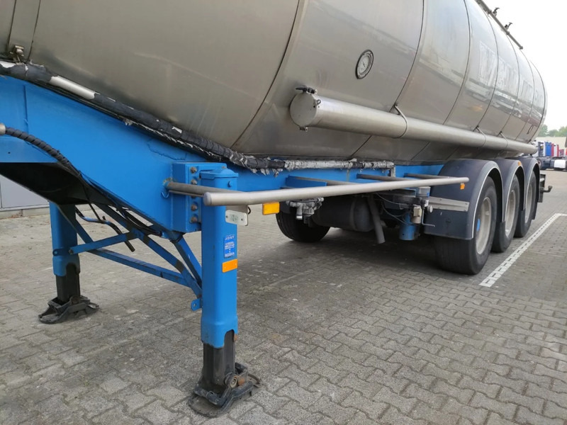 Burg 31500 liter 2 kamer tankoplegger - نصف مقطورة صهريج: صور 5 Burg 31500 liter 2 kamer tankoplegger - نصف مقطورة صهريج: صور 5