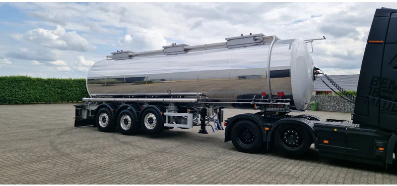 Magyar 32000 liter levensmiddelen tankoplegger NEW/NIEUW/NEU - نصف مقطورة صهريج: صور 4 Magyar 32000 liter levensmiddelen tankoplegger NEW/NIEUW/NEU - نصف مقطورة صهريج: صور 4