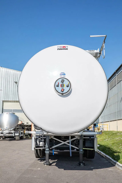 نصف مقطورة صهريج Magyar NIEUWE 38.000 liter intra tanktrailer. UIT VOORRAAD LEVERBAAR.: صور 8