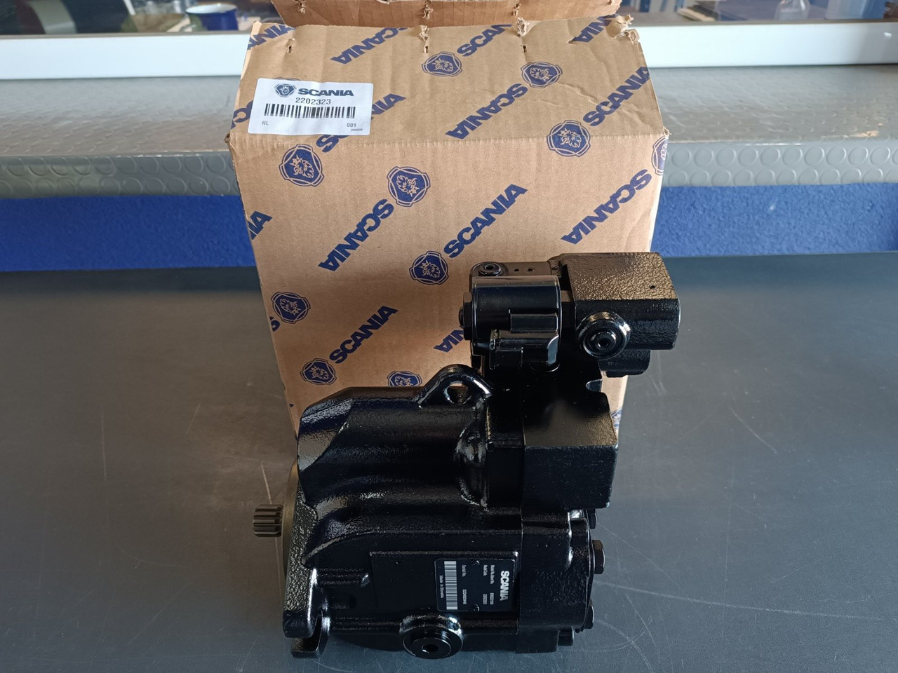 SCANIA HYDRAULIC PUMP - 2202323 - مضخة هيدروليكية - شاحنة: صور 1 SCANIA HYDRAULIC PUMP - 2202323 - مضخة هيدروليكية - شاحنة: صور 1