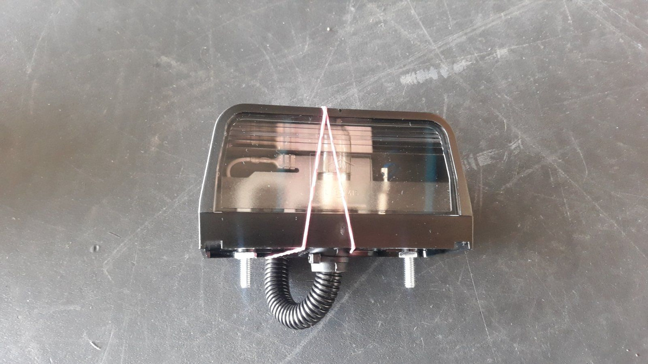 VOLVO LAMP 20502524 - أضواء - شاحنة: صور 4 VOLVO LAMP 20502524 - أضواء - شاحنة: صور 4