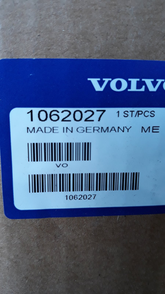 VOLVO STEERING WHEEL 1062027 - عجلة القيادة - شاحنة: صور 5 VOLVO STEERING WHEEL 1062027 - عجلة القيادة - شاحنة: صور 5