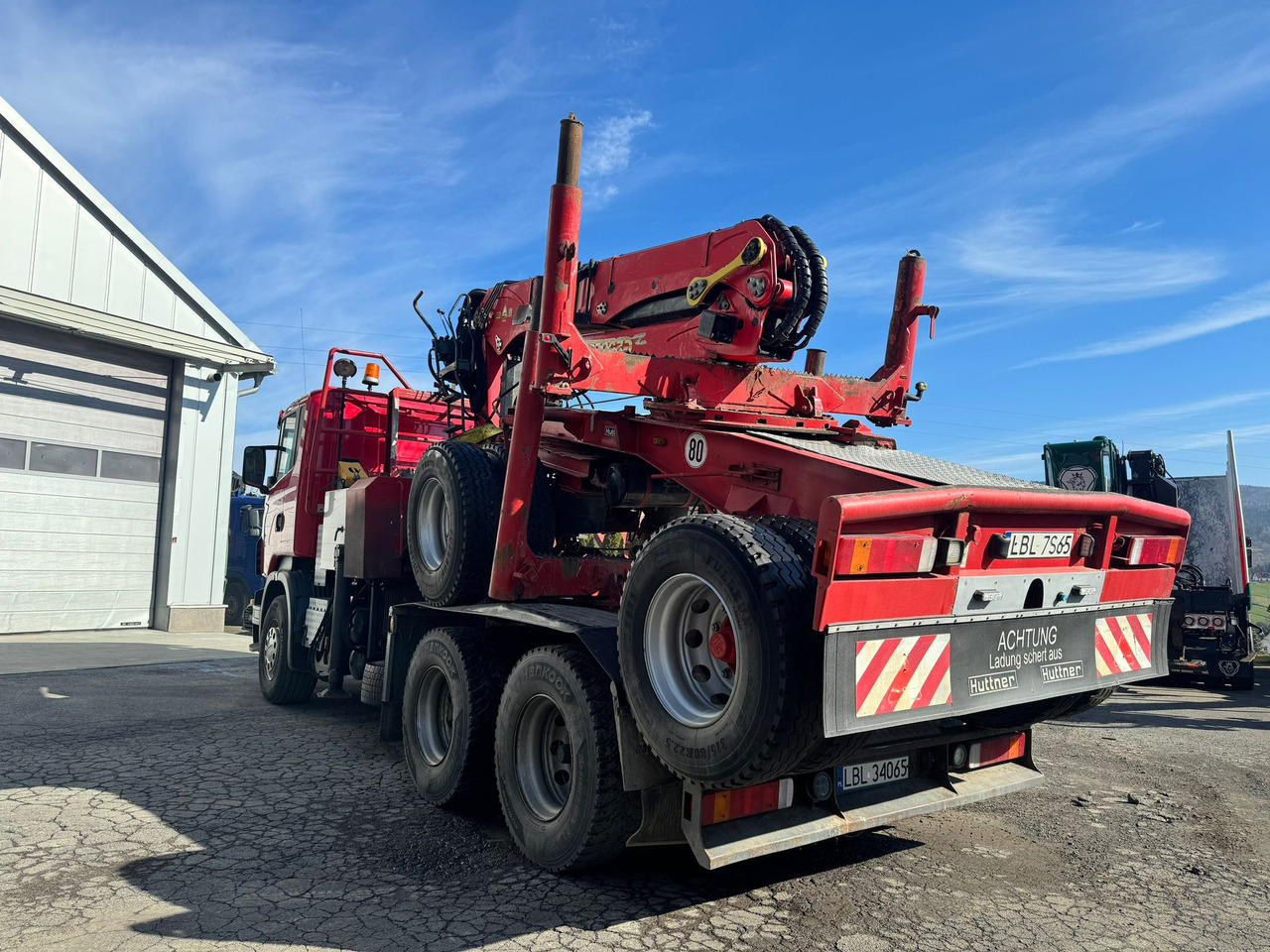 SCANIA R500 - شاحنة قطع الأشجار: صور 4 SCANIA R500 - شاحنة قطع الأشجار: صور 4