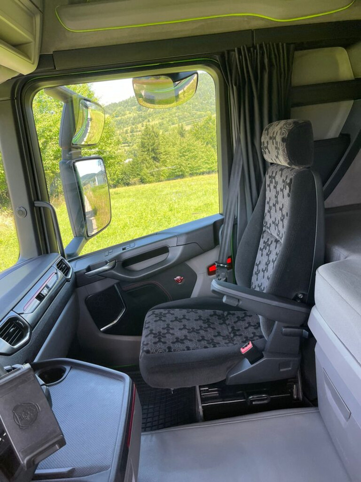 SCANIA R650 - شاحنة قطع الأشجار, شاحنة كرين: صور 5 SCANIA R650 - شاحنة قطع الأشجار, شاحنة كرين: صور 5