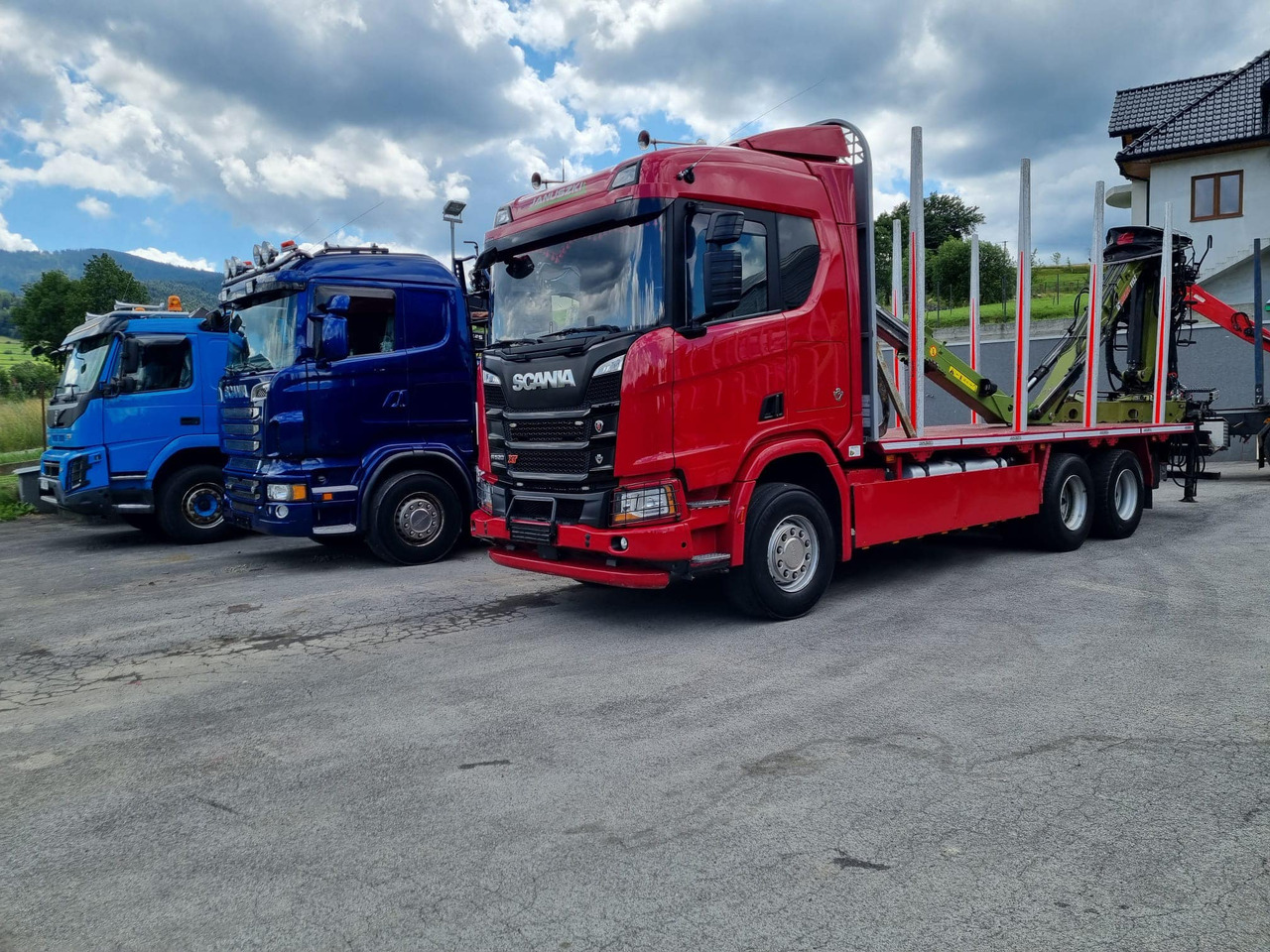 Scania R520 XT V8 - شاحنة قطع الأشجار: صور 1 Scania R520 XT V8 - شاحنة قطع الأشجار: صور 1