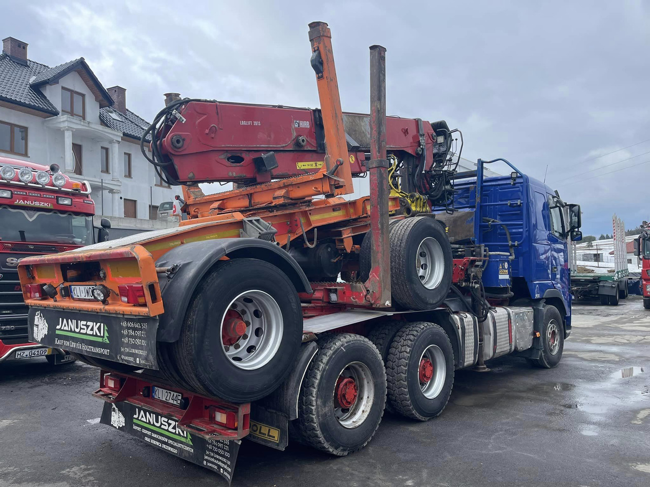 VOLVO FH16 700 6×4 - شاحنة قطع الأشجار: صور 4 VOLVO FH16 700 6×4 - شاحنة قطع الأشجار: صور 4