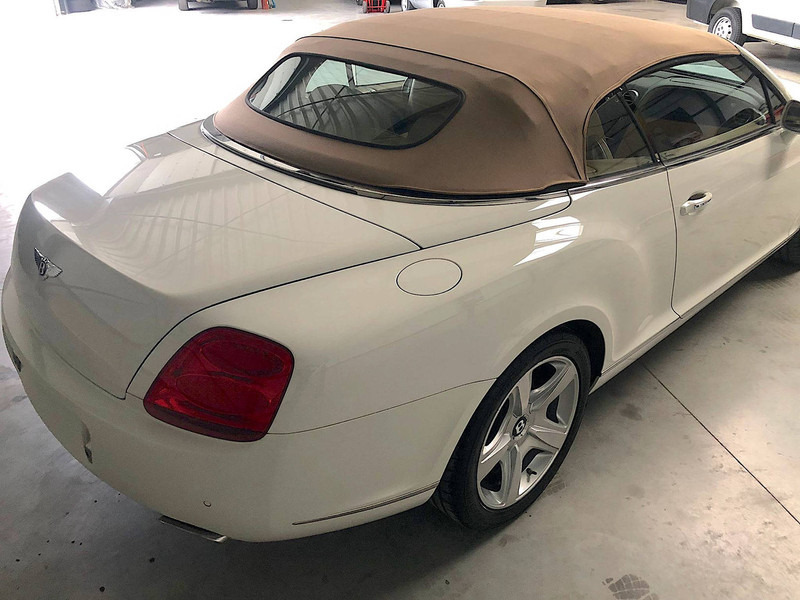 Bentley Continental GTC - سيارة: صور 4 Bentley Continental GTC - سيارة: صور 4