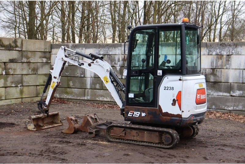 Bobcat E19 - حفارة مصغرة: صور 3 Bobcat E19 - حفارة مصغرة: صور 3