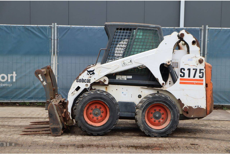 Bobcat S175 - اللودر بعجل: صور 2 Bobcat S175 - اللودر بعجل: صور 2