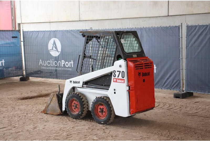 Bobcat S70 - اللودر بعجل: صور 3 Bobcat S70 - اللودر بعجل: صور 3