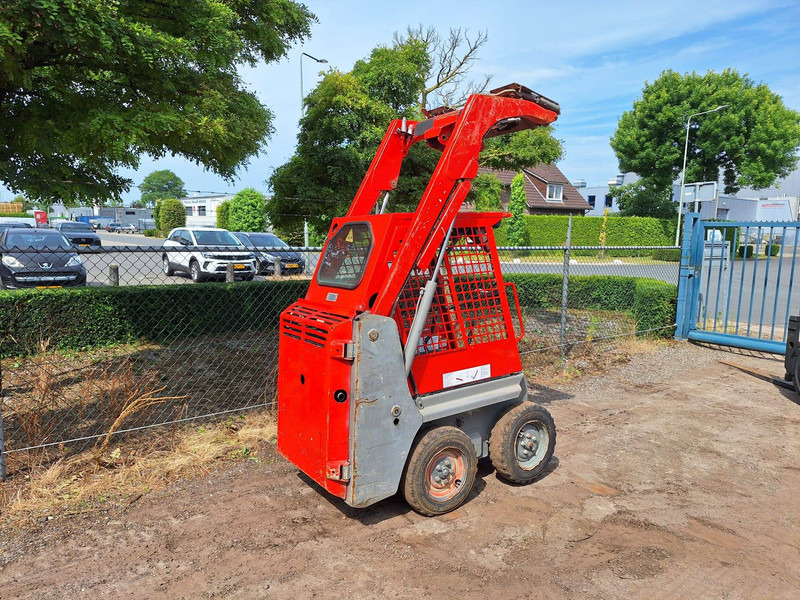 Bobcat S70 - اللودر بعجل: صور 2 Bobcat S70 - اللودر بعجل: صور 2