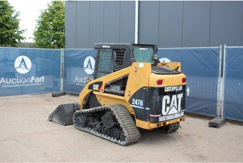 Caterpillar 247B - اللودر المجنزر: صور 3 Caterpillar 247B - اللودر المجنزر: صور 3