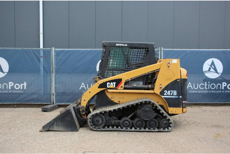 Caterpillar 247B - اللودر المجنزر: صور 2 Caterpillar 247B - اللودر المجنزر: صور 2