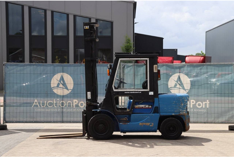 Caterpillar DP35K - رافعة شوكية ديزل: صور 2 Caterpillar DP35K - رافعة شوكية ديزل: صور 2