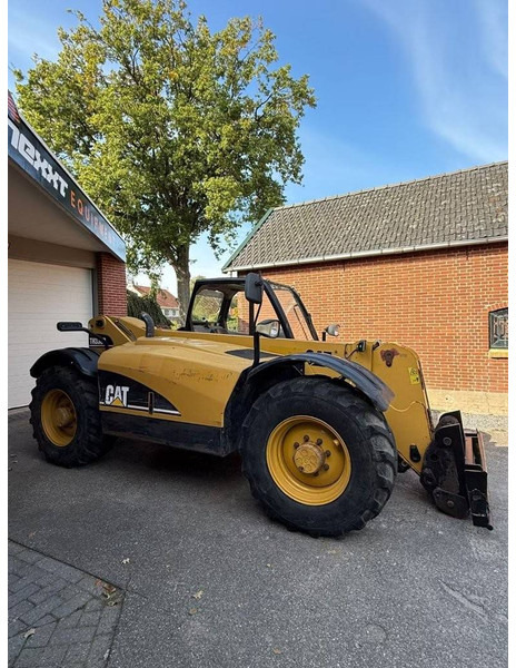 Caterpillar TH330B - رافعة تلسكوبية: صور 2 Caterpillar TH330B - رافعة تلسكوبية: صور 2