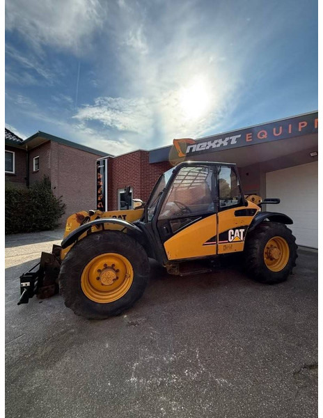 Caterpillar TH330B - رافعة تلسكوبية: صور 3 Caterpillar TH330B - رافعة تلسكوبية: صور 3