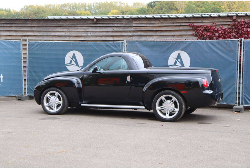 Chevrolet SSR - سيارة: صور 3 Chevrolet SSR - سيارة: صور 3