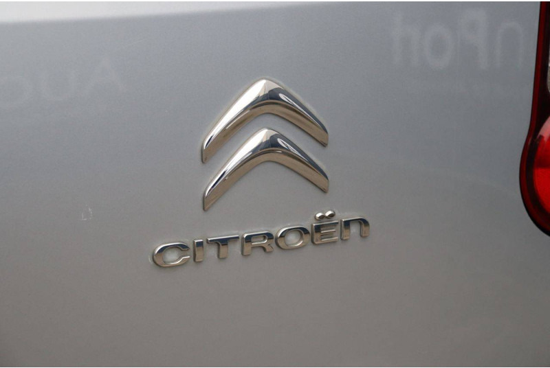 فان Citroën Berlingo: صور 17