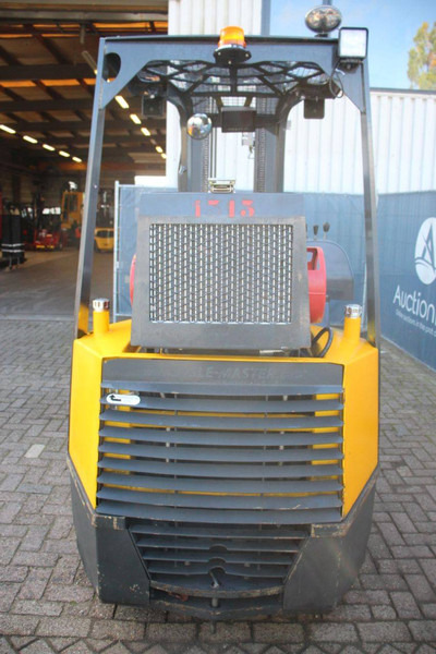 Combilift 20S - رافعة شوكية تعمل بالغاز: صور 4 Combilift 20S - رافعة شوكية تعمل بالغاز: صور 4