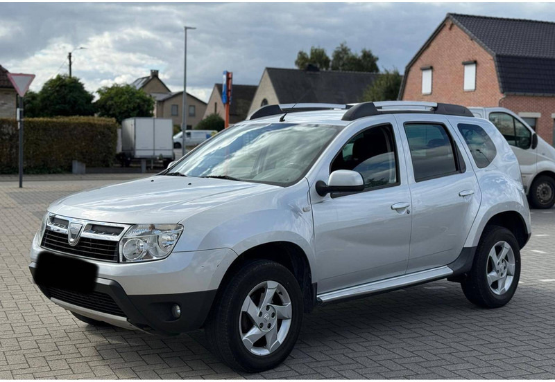 Dacia Duster (I) dCi - سيدان: صور 1 Dacia Duster (I) dCi - سيدان: صور 1
