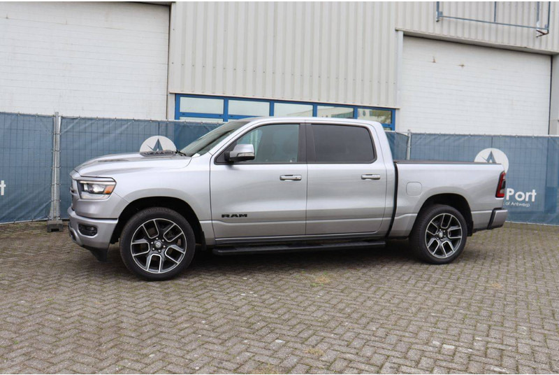 Dodge Ram 1500 1500 Sport 4x4 - سيارة: صور 1 Dodge Ram 1500 1500 Sport 4x4 - سيارة: صور 1