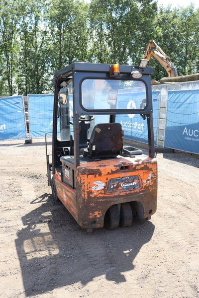 Doosan B15T-5 - رافعة شوكية كهربائية: صور 4 Doosan B15T-5 - رافعة شوكية كهربائية: صور 4