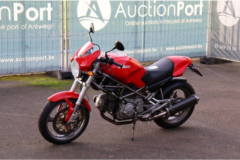 دراجة بخارية Ducati Monster 600: صور 9 دراجة بخارية Ducati Monster 600: صور 9