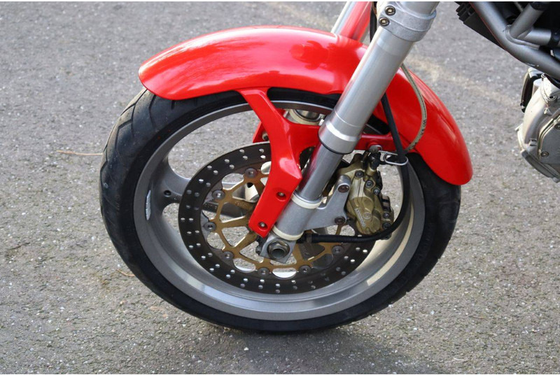 دراجة بخارية Ducati Monster 600: صور 12 دراجة بخارية Ducati Monster 600: صور 12